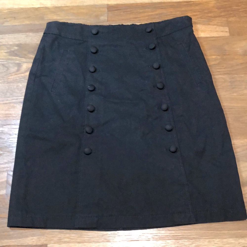 ANN TAYLOR black mini skirt